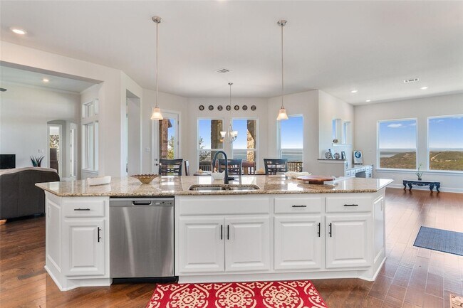 Building Photo - 235 Chestnut Crossing