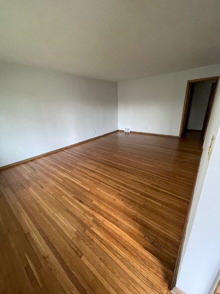 Primary Photo - 7228 Lyndale Ave S