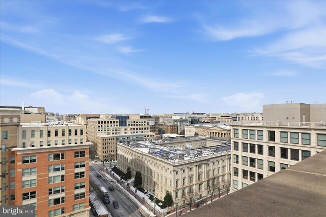 Building Photo - 631 D St NW