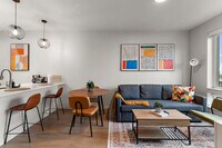 Building Photo - 10 E 18th St