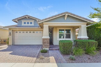 Building Photo - 10549 E Durant Dr