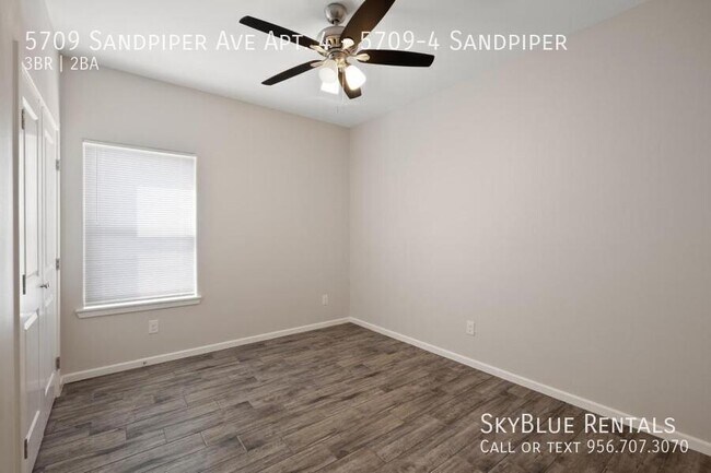 Building Photo - 5709 Sandpiper Ave