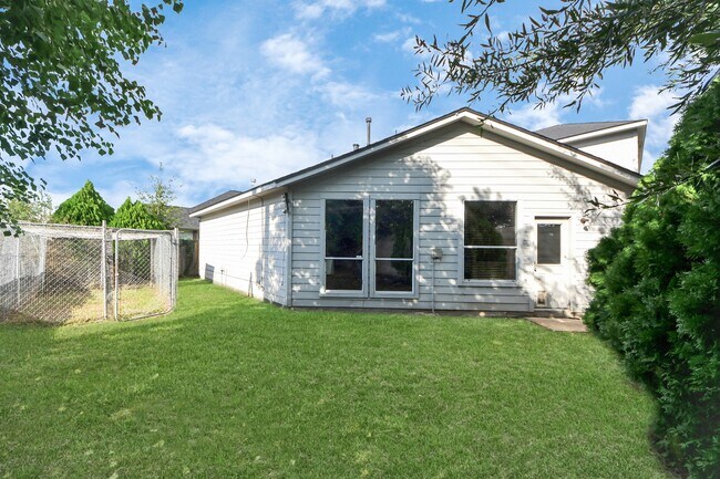 Building Photo - 17303 Quiet Grove Ln