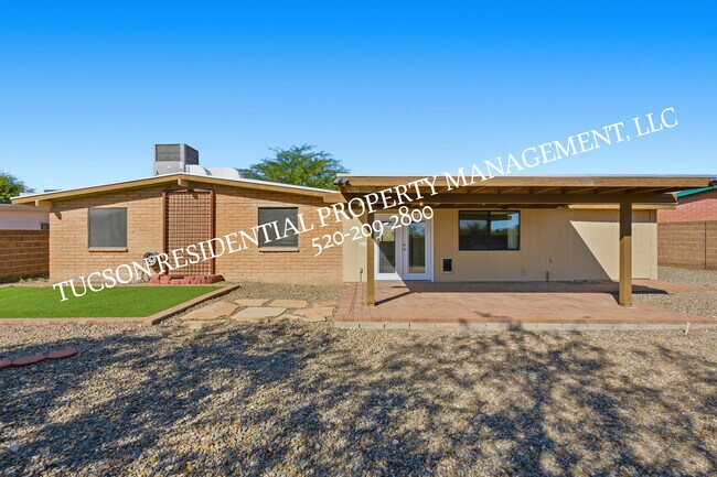 Building Photo - 9712 E Nicaragua Pl