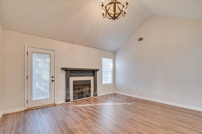 Building Photo - 4657 Crested Butte Rd