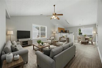 Building Photo - 1002 Pine Isle Ct