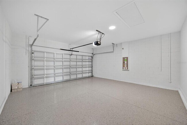 Building Photo - 7536 Nighthawk Dr