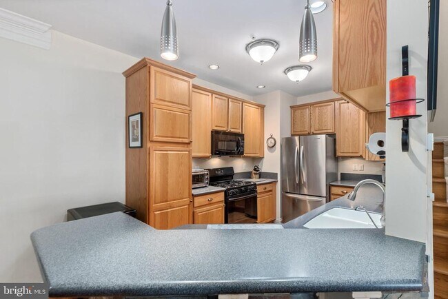 Building Photo - 5114 O'Neill Ln