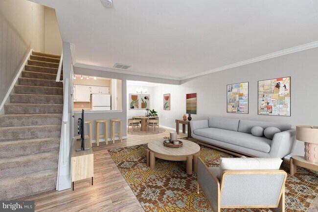 Building Photo - 7438 Emerald Dr