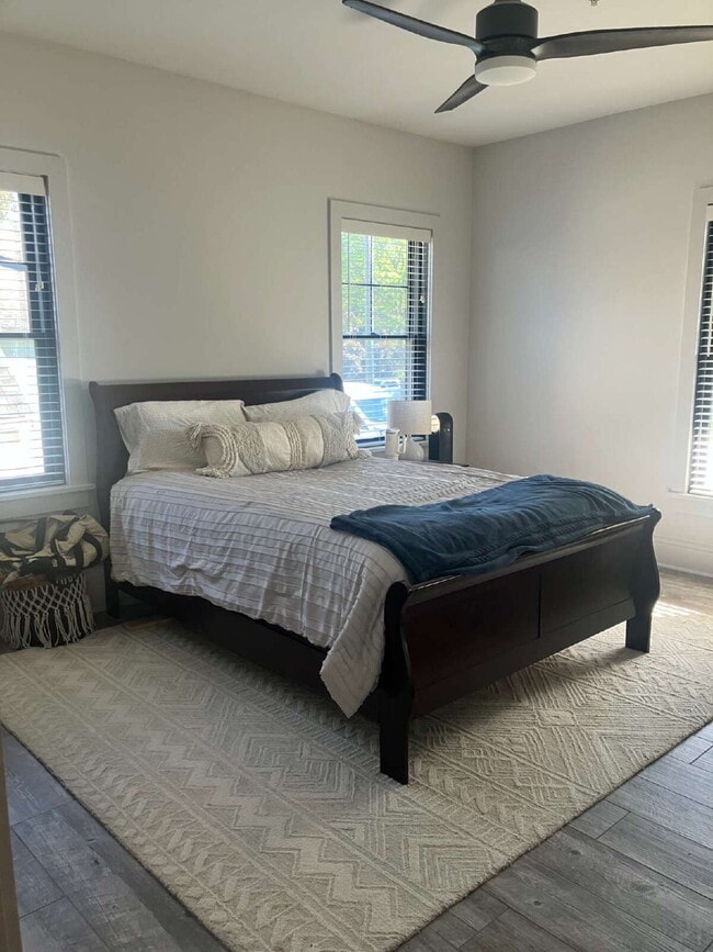Building Photo - Luxury 1 BR in Fairport Village Available November 2026