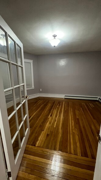 Building Photo - 34 Westmore Rd