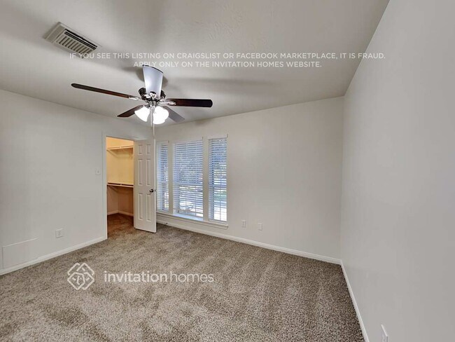 Building Photo - 907 Portsmouth Dr