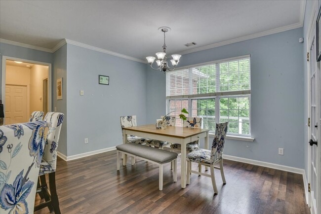 Building Photo - 5 bedroom/3.5 bathroom home in Evans with ...
