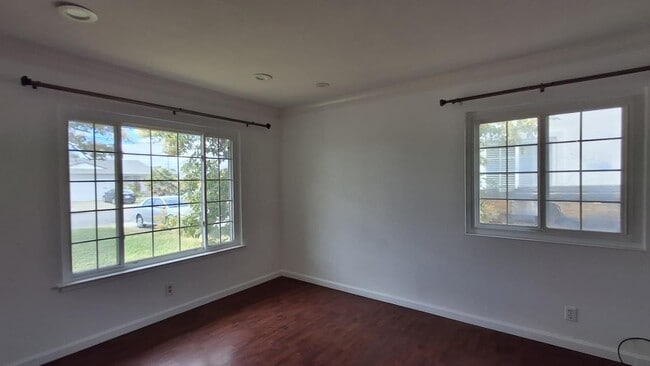 Building Photo - 35885 Adobe Dr