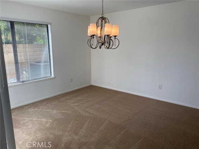 Building Photo - 5050 Canyon Crest Dr