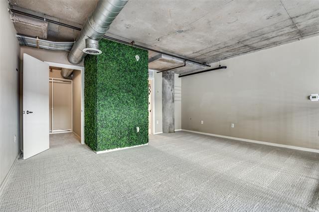 Building Photo - 3110 Thomas Ave