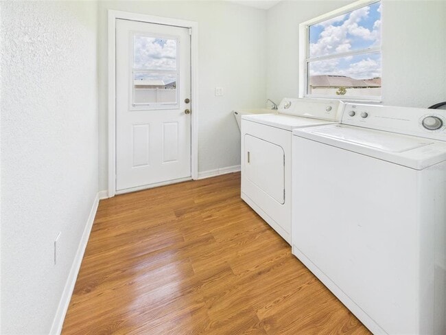 Building Photo - 9875 SW 55th Ct