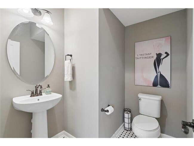 Building Photo - 8957 SW Village Loop