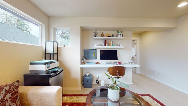 Building Photo - Auburn Lakeland Hills area/Lakeview Community- 4 bedroom 2.5 bathroom with AC - Available May 5th!