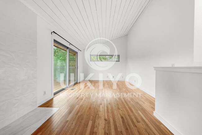 Building Photo - 8655 Skyline Blvd