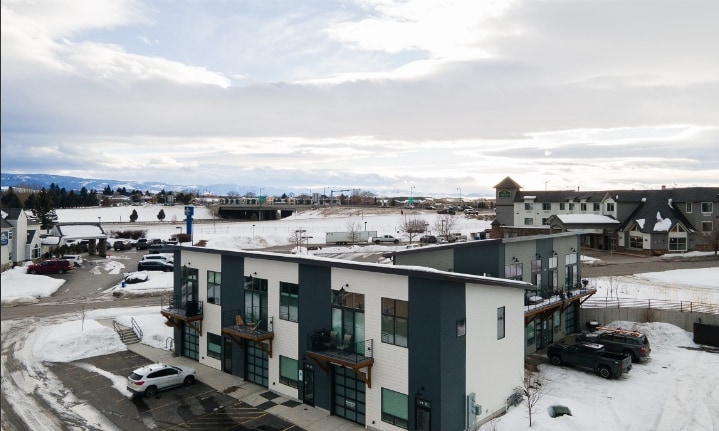 Primary Photo - 611 Nikles Dr