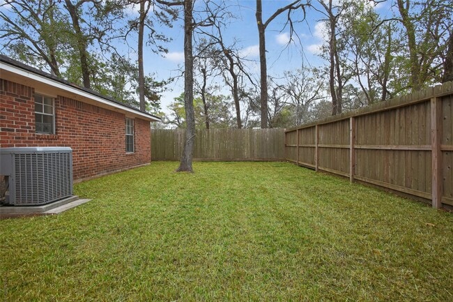 Building Photo - 601 Chateau Woods Pkwy Dr