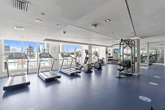 Building Photo - 4250 Biscayne Blvd