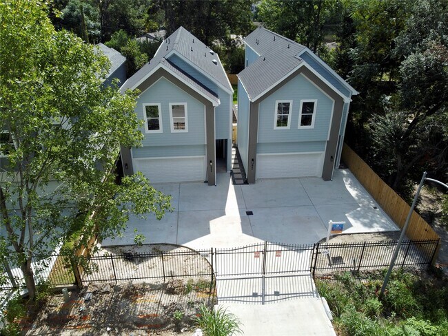 Building Photo - 957 Ringold St