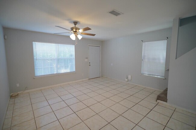 Building Photo - 2648 Tess Cir