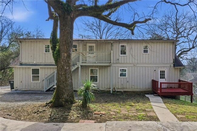 Building Photo - 212 Chandler St