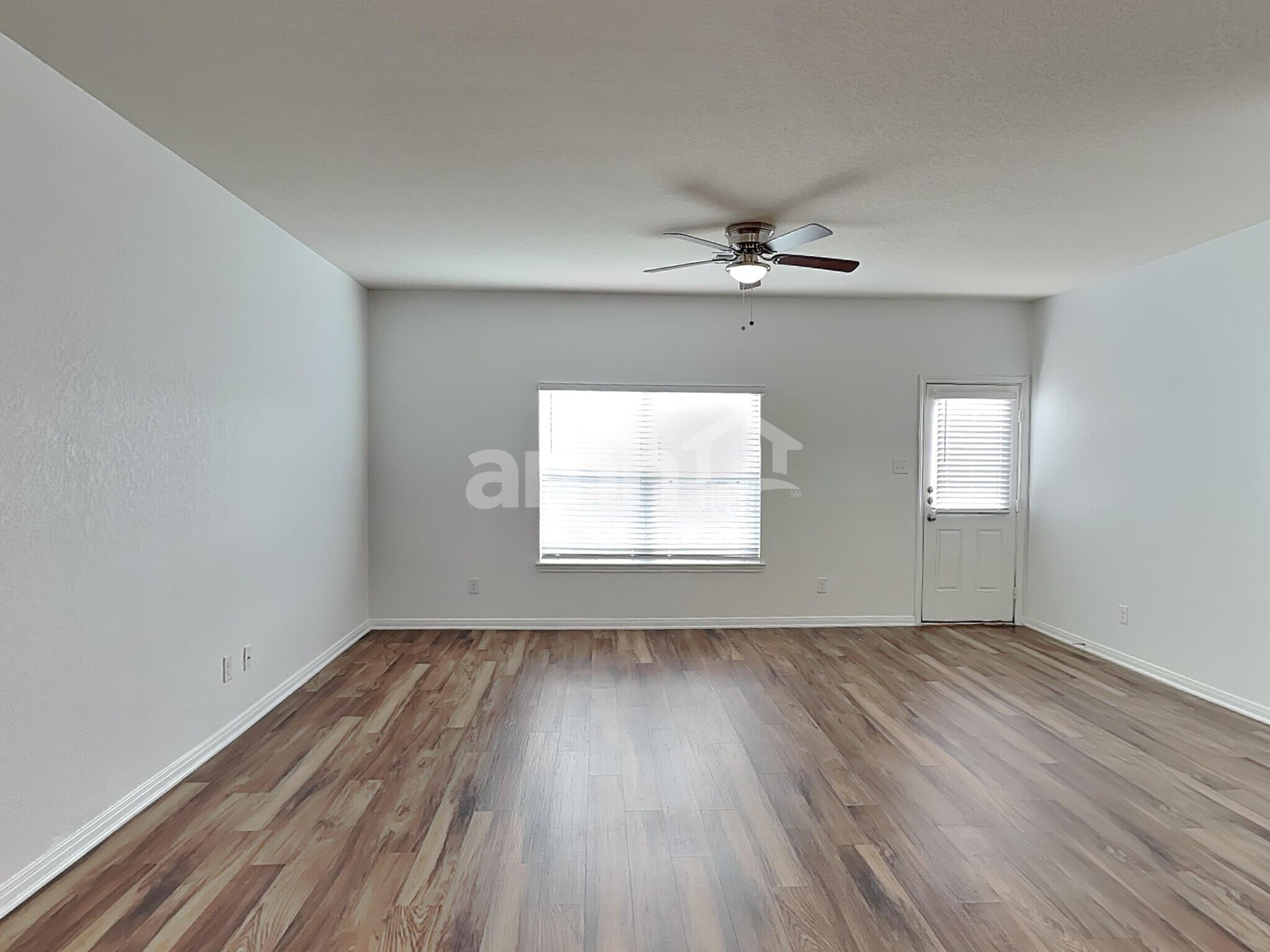 Building Photo - 12250 Commander Dr