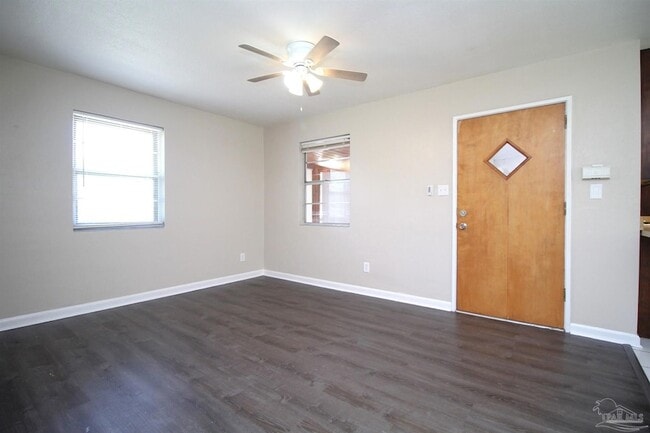 Building Photo - 86 S Madison Dr