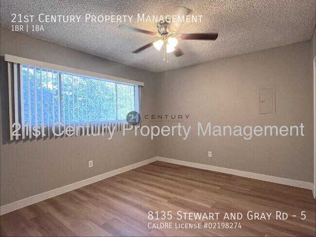 Building Photo - 8135 Stewart and Gray Rd