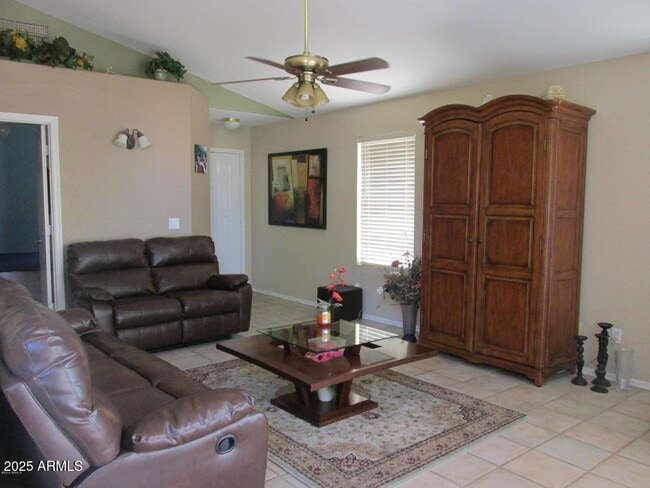 Building Photo - 8342 W Bluefield Ave