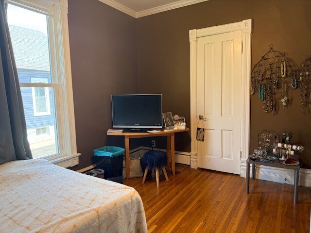 Building Photo - 202 Perry St