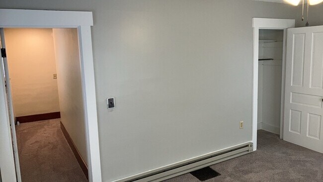 Building Photo - 319 E Canal St