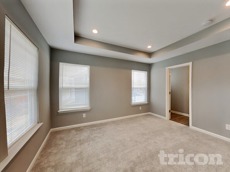 Building Photo - 303 Thomas Point Dr