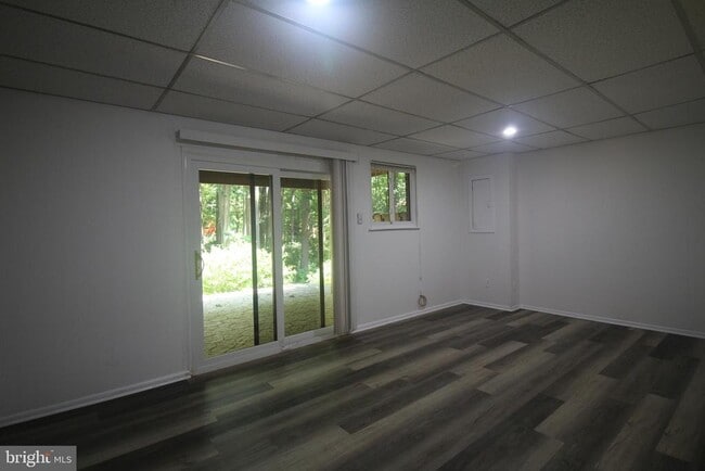 Building Photo - 7843 Briardale Terrace