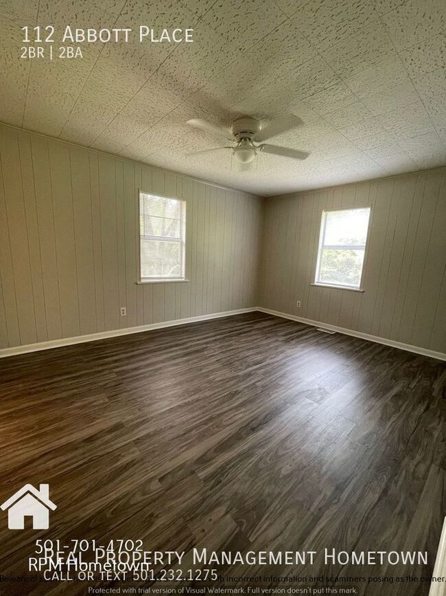 Building Photo - BEAUTIFUL 2 Bedroom home in HSSD - MOVE IN...