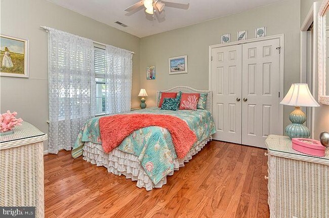 Building Photo - 17436 Slipper Shell Way