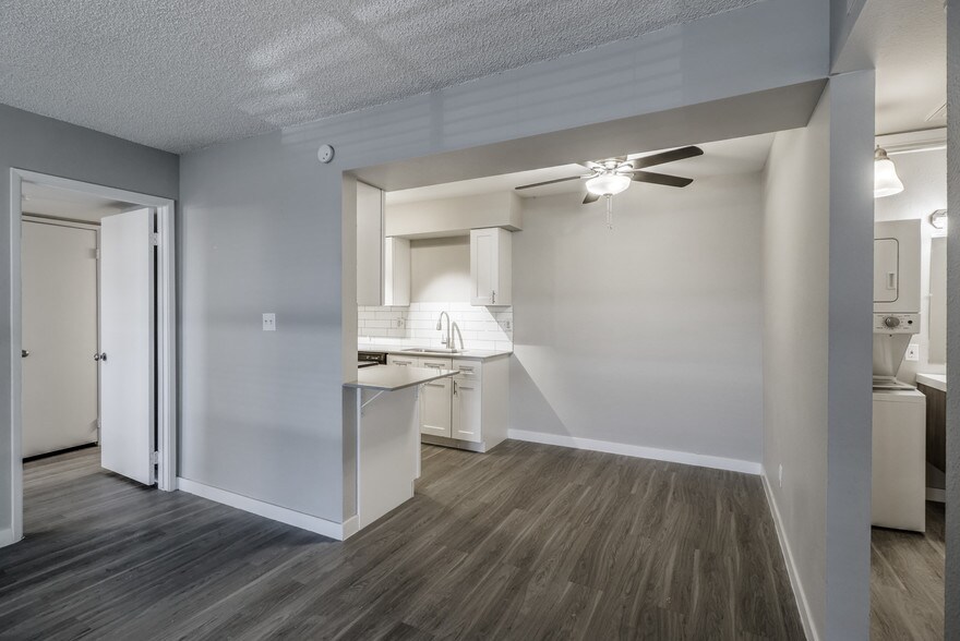 The Mod Apartments 2222 W Beardsley Rd Phoenix AZ 85027 Apartment