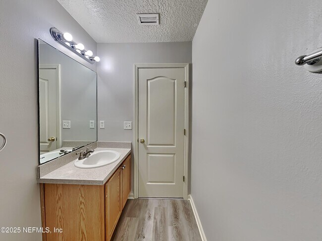 Building Photo - 1178 Dawn Creek Ct