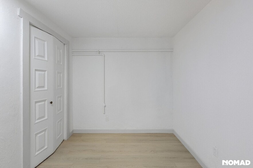 Building Photo - 2509 Royalty Ct