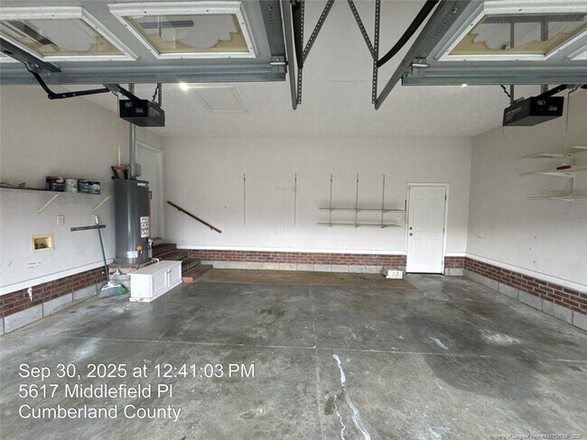Building Photo - 5617 Middlefield Pl