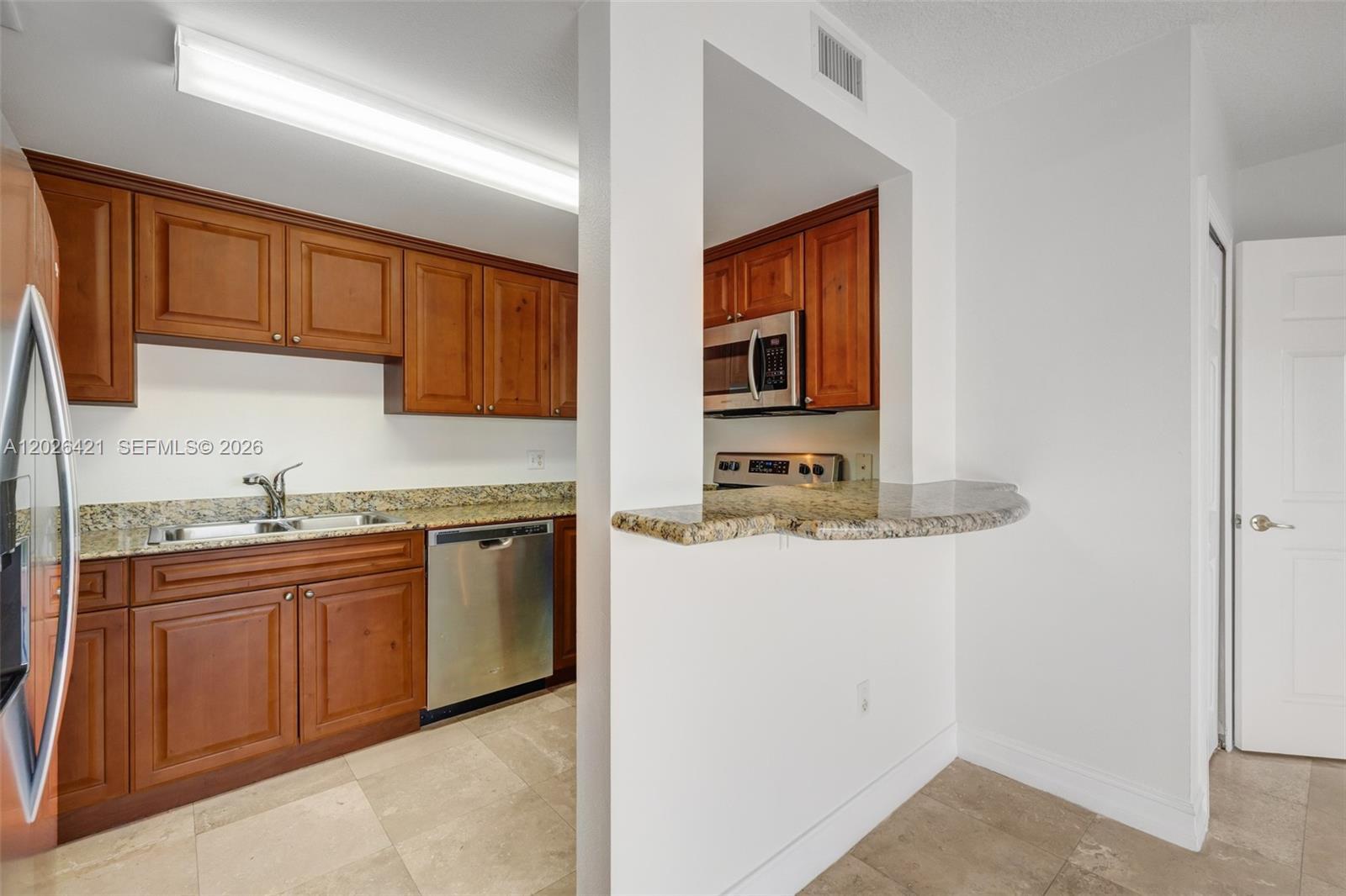 Building Photo - 101 Sidonia Ave