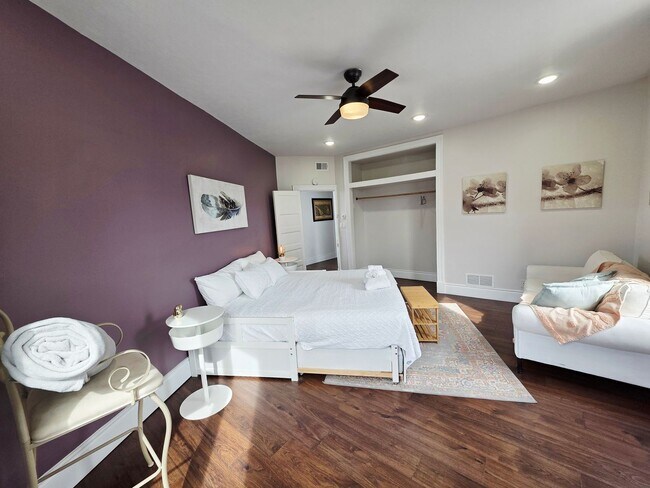 Building Photo - 9 Bailey Ave