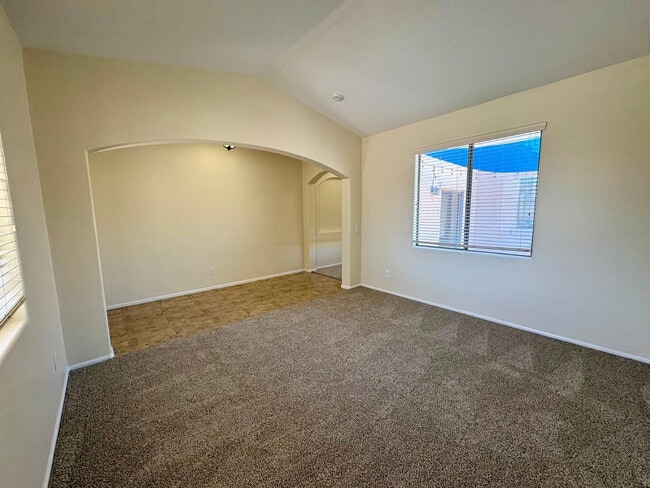 Building Photo - 16126 W Meade Ln