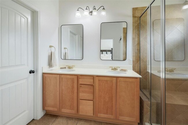 Building Photo - 1115 Petroglyph Trail