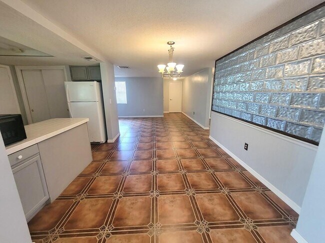 Building Photo - 3702 Sail Dr