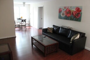 Building Photo - 211 E Glebe Rd